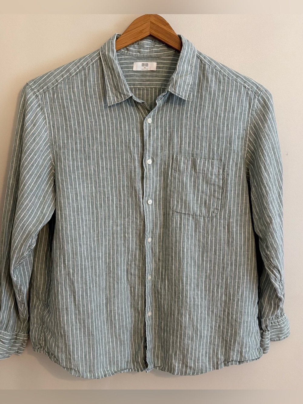Uniqlo Green-Gray Striped Casual Button-Down Shirt